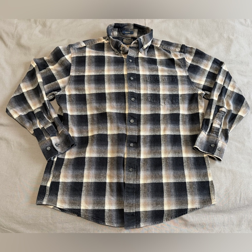 Pendleton Mason Black Gray Beige Plaid Button Up Men's Shirt Size Large